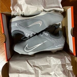 Nike Orange Softball hyper diamond 4 elite